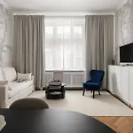 Airstay Prague : Deluxe Apartment Old Town
