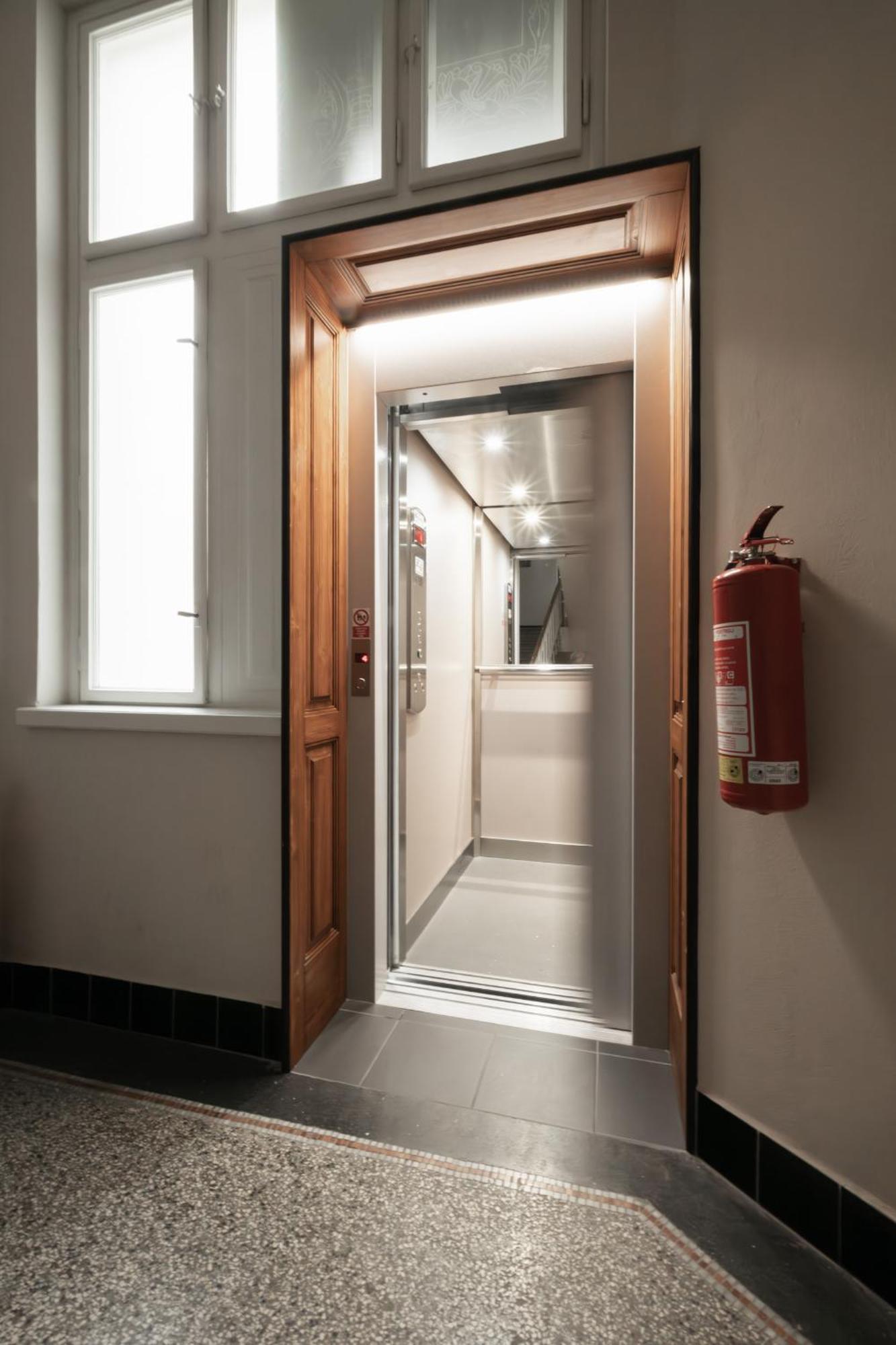 Apartment Airstay : Deluxe Old Town *